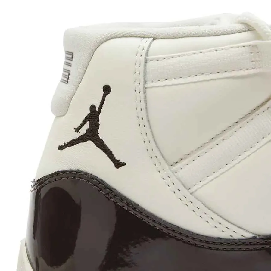 Air Jordan W 11 Retro sneakers, white/black