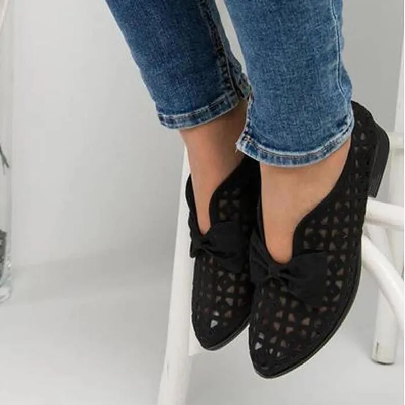 Chicvane Hollow Bowknot Breathable Pointed Toe Chunky Heel Loafers