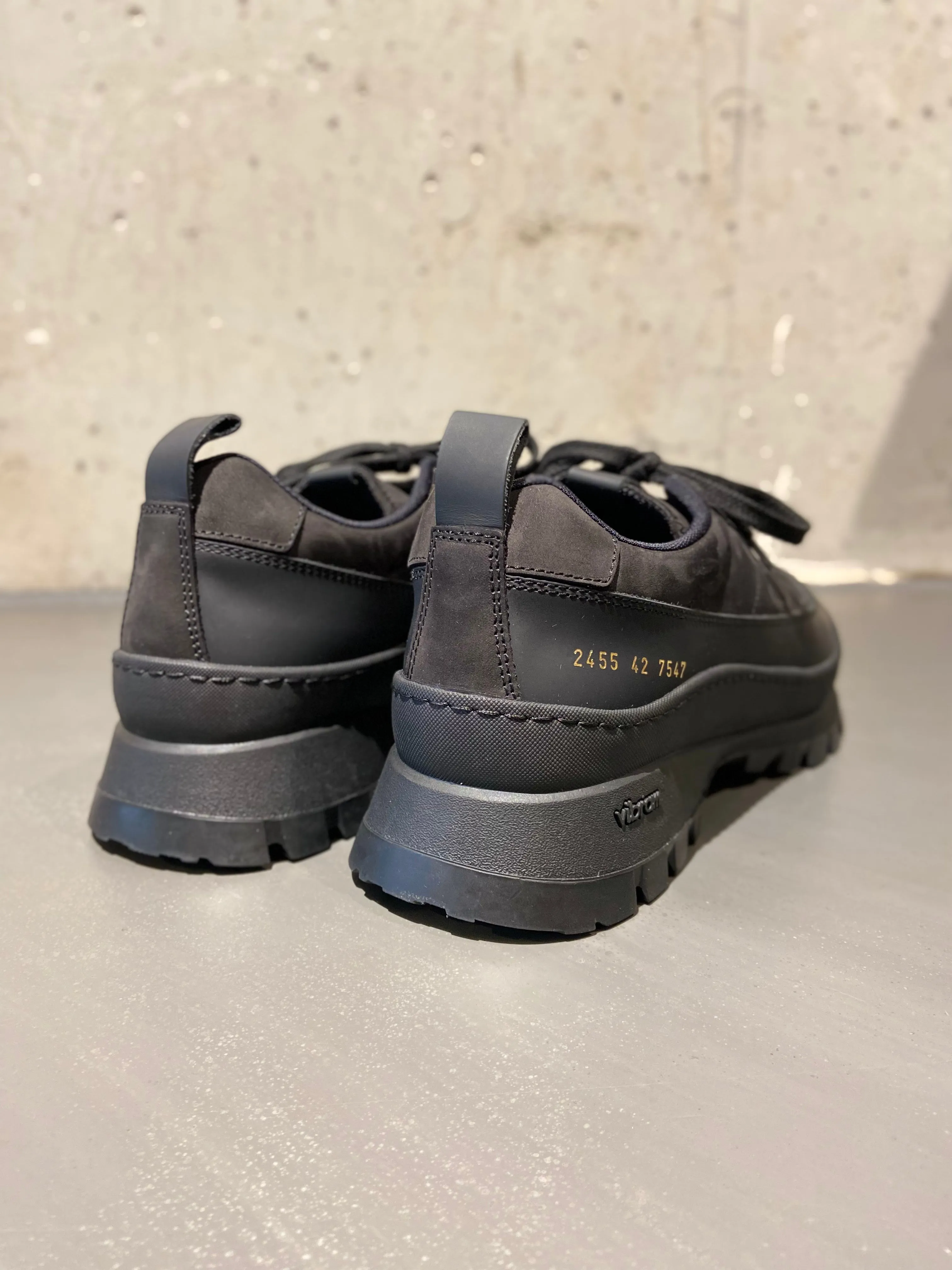 COMMON PROJECTS 2455 TRACK HIKER BLACK