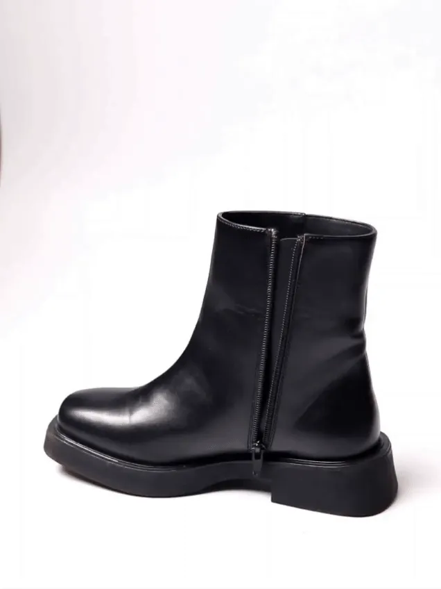 Echelon Black Boots