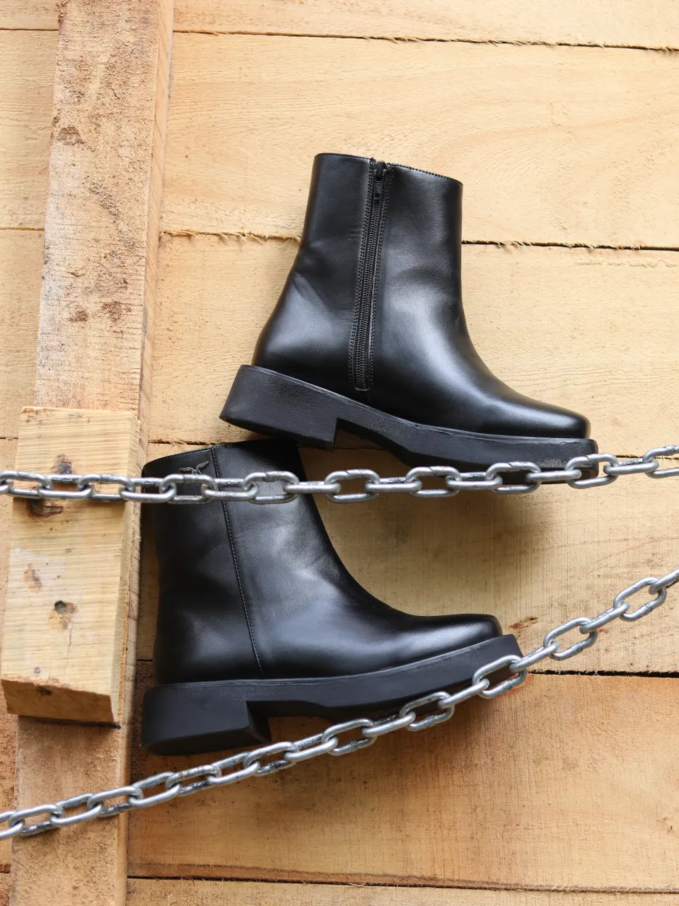 Echelon Black Boots