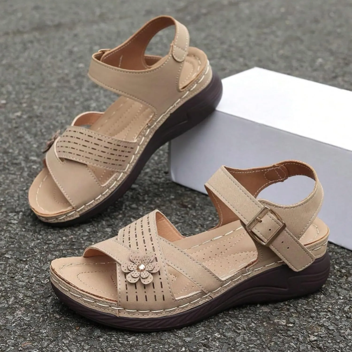 Orthopedic Wide Sandals for Women 2025 Dressy Strappy Arch Support Flat Wedge Sandals Walking Women Open Toe Ankle Strap Comfortable Platform Slip-On Shoes for Summer Beach Casual