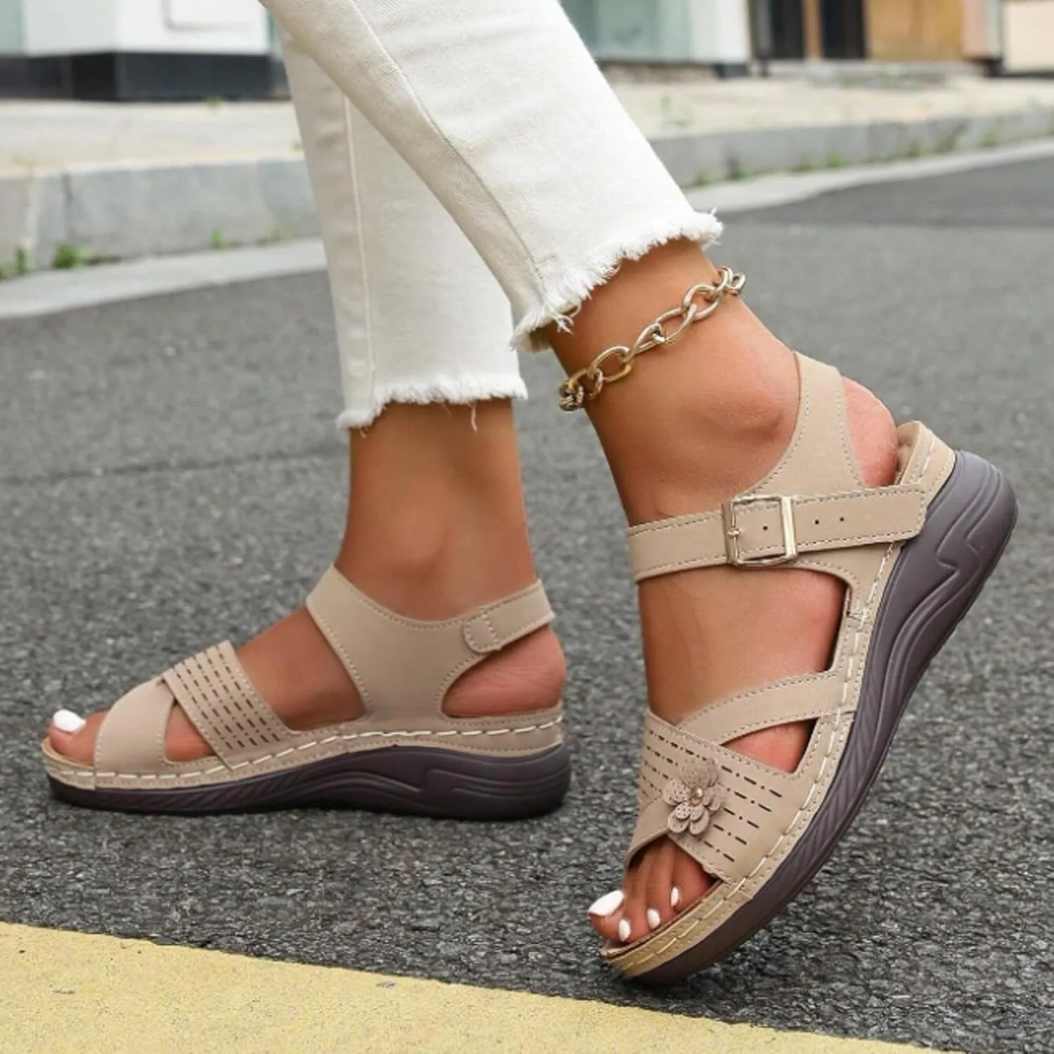 Orthopedic Wide Sandals for Women 2025 Dressy Strappy Arch Support Flat Wedge Sandals Walking Women Open Toe Ankle Strap Comfortable Platform Slip-On Shoes for Summer Beach Casual