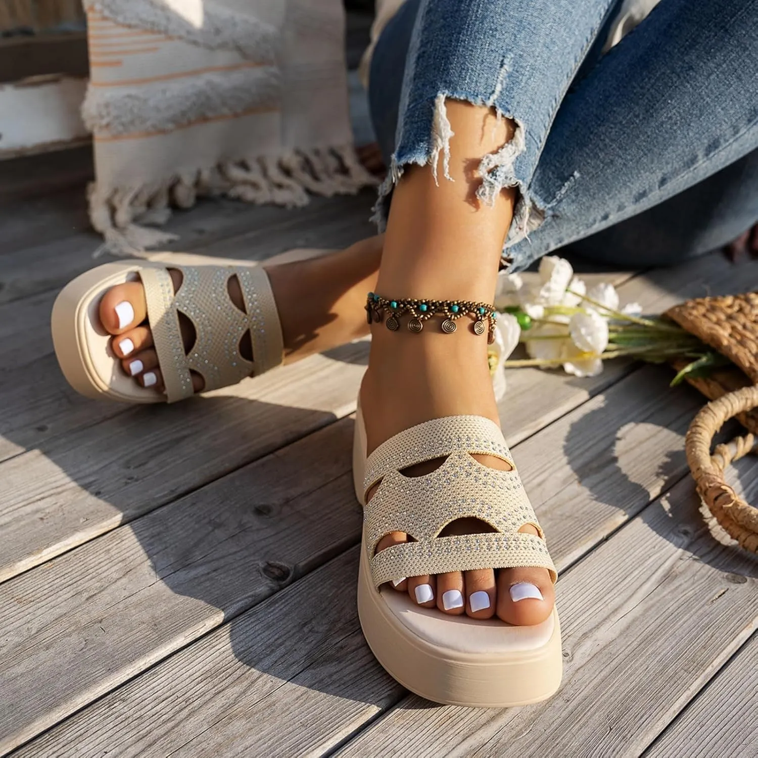 Platform Sandals for Women Comfortable Knit Slip On Slippers Sandals Fashion Sparkling Rhinestone Slippers Soft Cushion Platform Beach Shoes for Summers Dress Beach